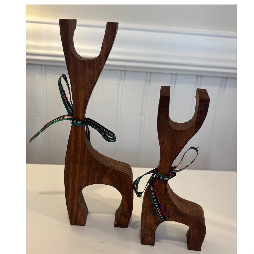 Vintage MCM Style Wooden Reindeer Figurines Set of 2 Christmas Decor Brown